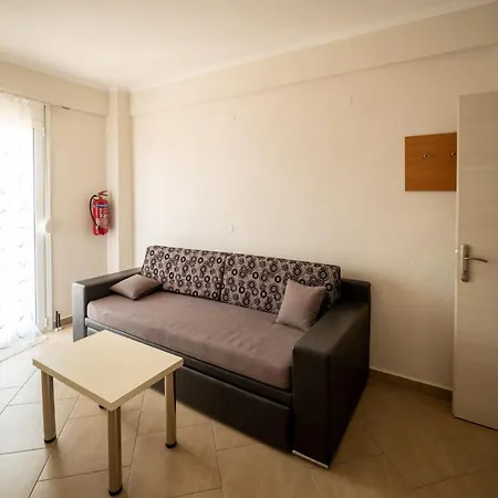 Ana Lux Villa * Nea Vrasna