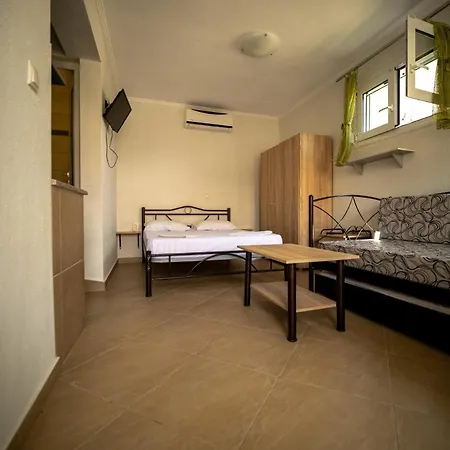 Guest house Ana Lux Villa